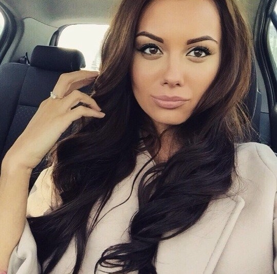Моими услугами я позволяю тебе окунуться в мир страсти и наслаждения. Мы сможем исполнить любые твои самые сокровенные желания. Моя опытность поможет нам воплотить все твои фантазии в реальность. Я гарантирую тебе полное удовлетворение и незабываемые моменты нашей страстной встречи. Отзывы обо мне говорят сами за себя, ведь я умею доставить удовольствие каждому мужчине. Мои фото говорят о моей красоте и сексуальности. Так что, давай окунёмся в водоворот страсти и сделаем наше свидание незабываемым. 🔥😈💋 Виктория